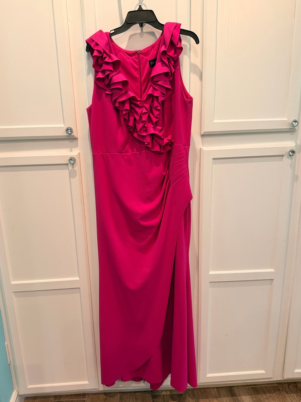 NWT Size 14W Xscape Sleeveless Ruffle-Accent Pink Evening Dress
